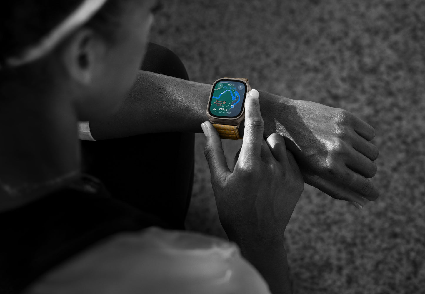 Apple Watch Ultra 2 (49 mm) | Caja de Titanio Natural